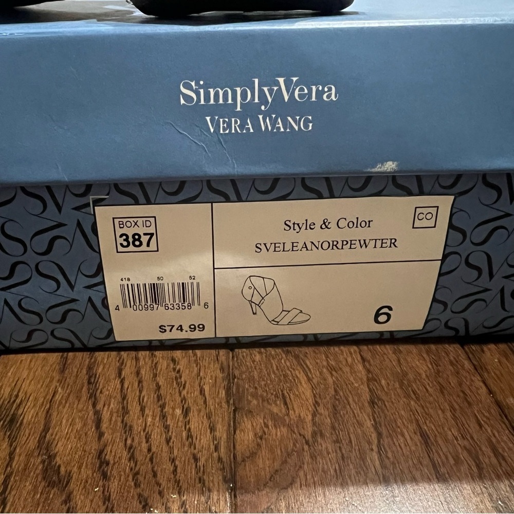Simply Vera Vera Wang Metallic Pewter Heels - Picture 4 of 4